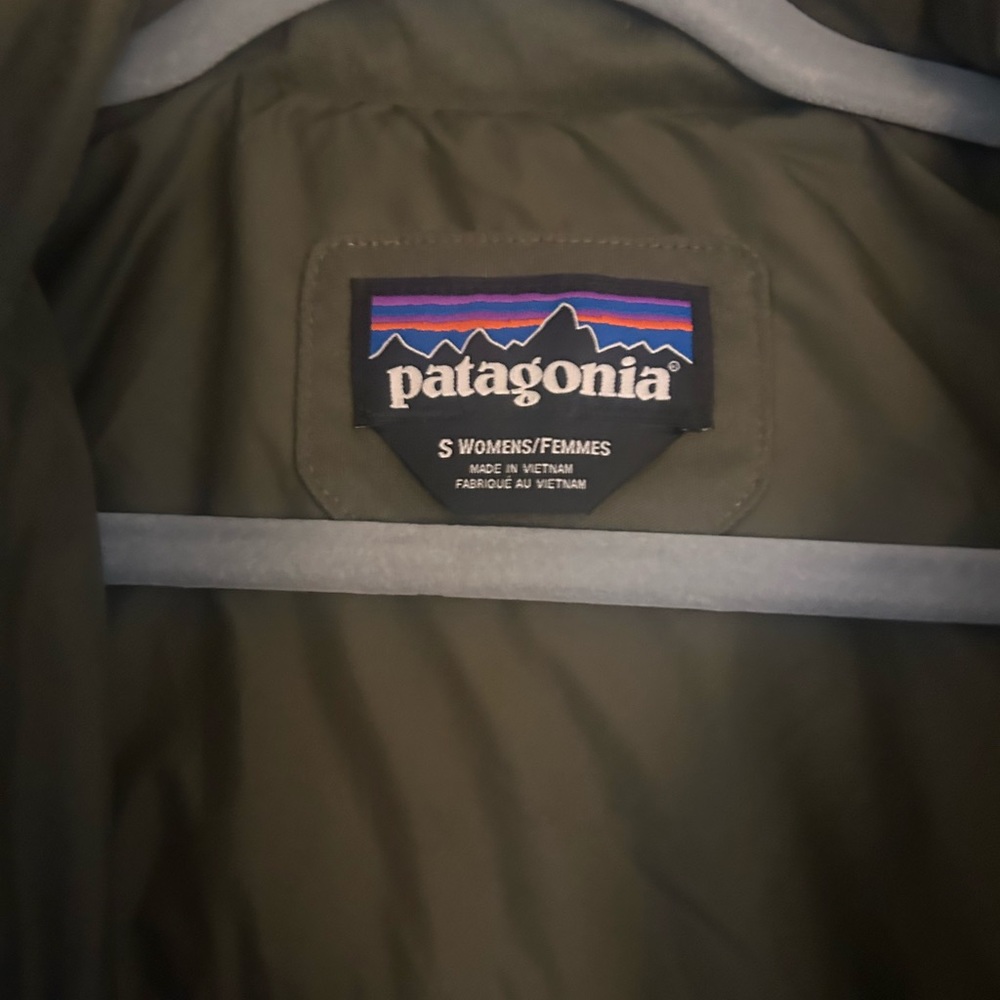 Patagonia Women's Olive Green Jacket with Multicolor Logo Patch